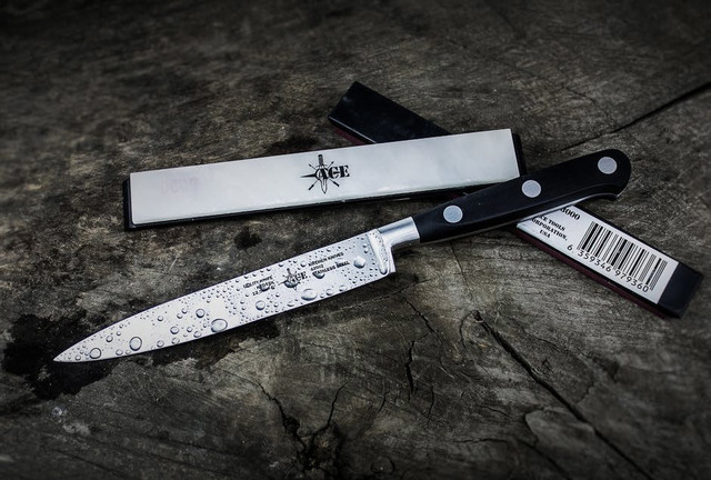 Retina sushi knife
